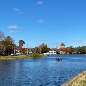 Meet your Posher, Consuelo